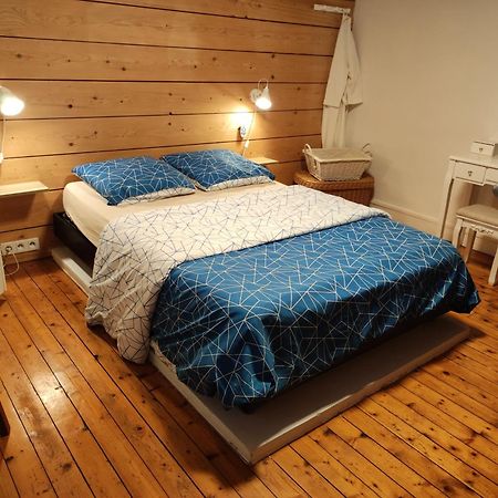 Chambres D'Hotes De Charme Sur Льо Ман Екстериор снимка